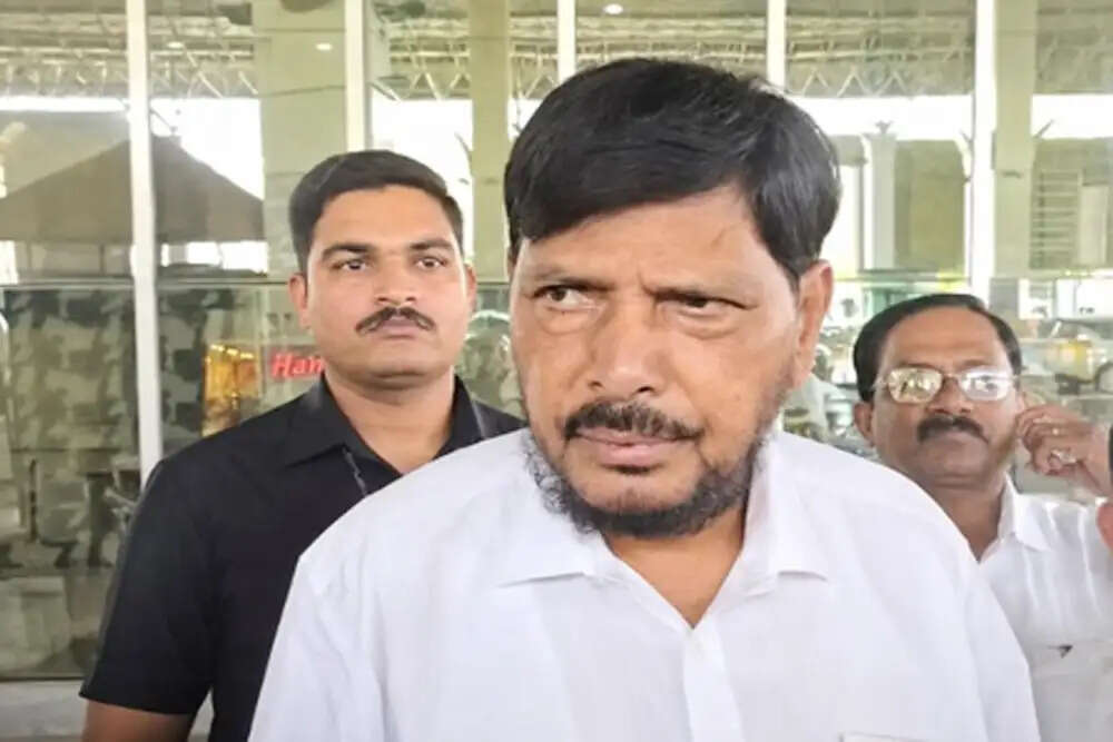 रामदास आठवले ने कर्नाटक की राजनीति और विपक्ष पर साधा निशाना