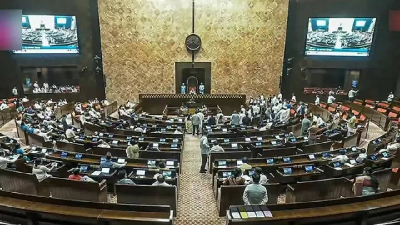 राज्यसभा में ऑनलाइन गेमिंग बिल का पास होना: क्या है इसके पीछे की कहानी?