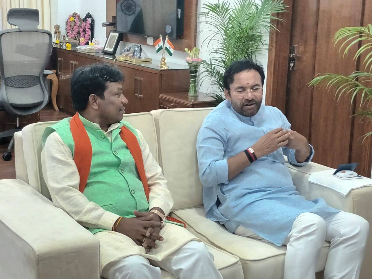 केंद्रीय कोल एवं खान मंत्री ने किरंदुल के आपदा प्रभाविताें काे पूरा मुआवजा प्रदान करने हेतु किया अश्वस्त : महेश कश्यप