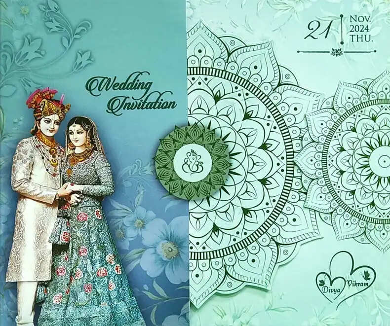 शादी के कार्ड पर दूल्हा-दुल्हन की तस्वीर छपवाने से पहले जानें ये वास्तु टिप्स