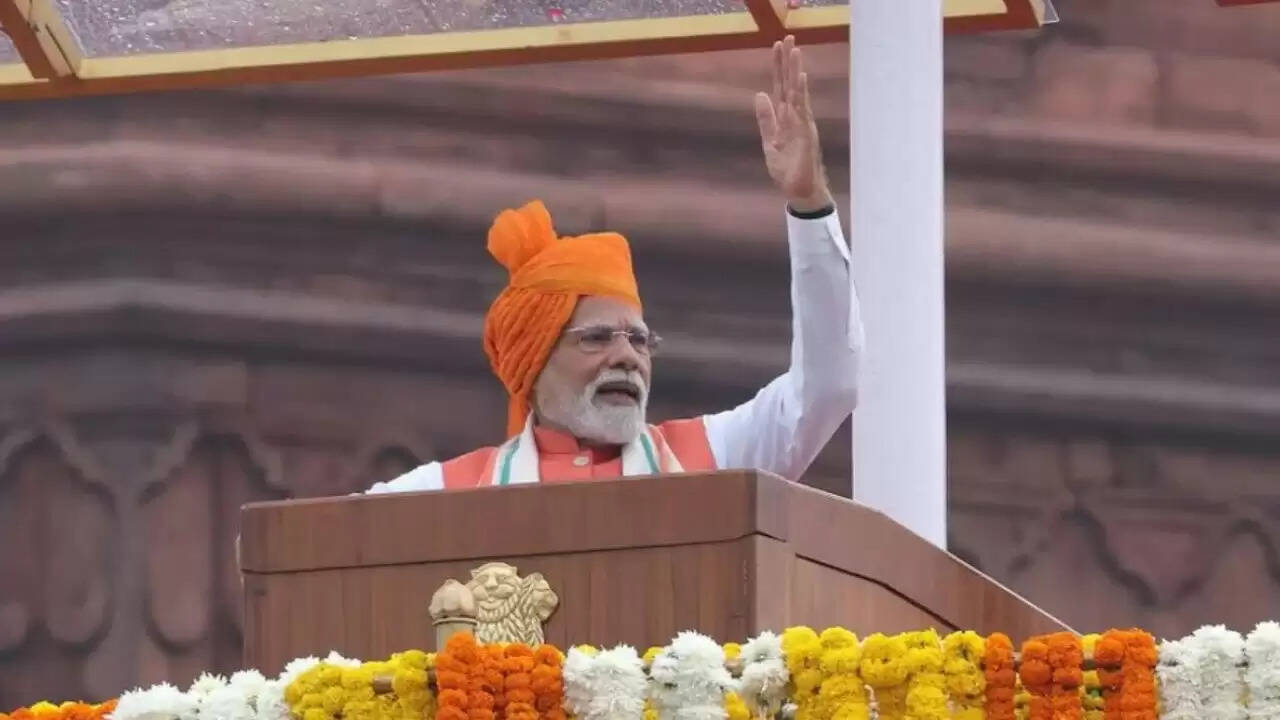 PM मोदी का स्वतंत्रता दिवस पर बड़ा ऐलान: आर्थिक सुधारों को गति देने का संकल्प