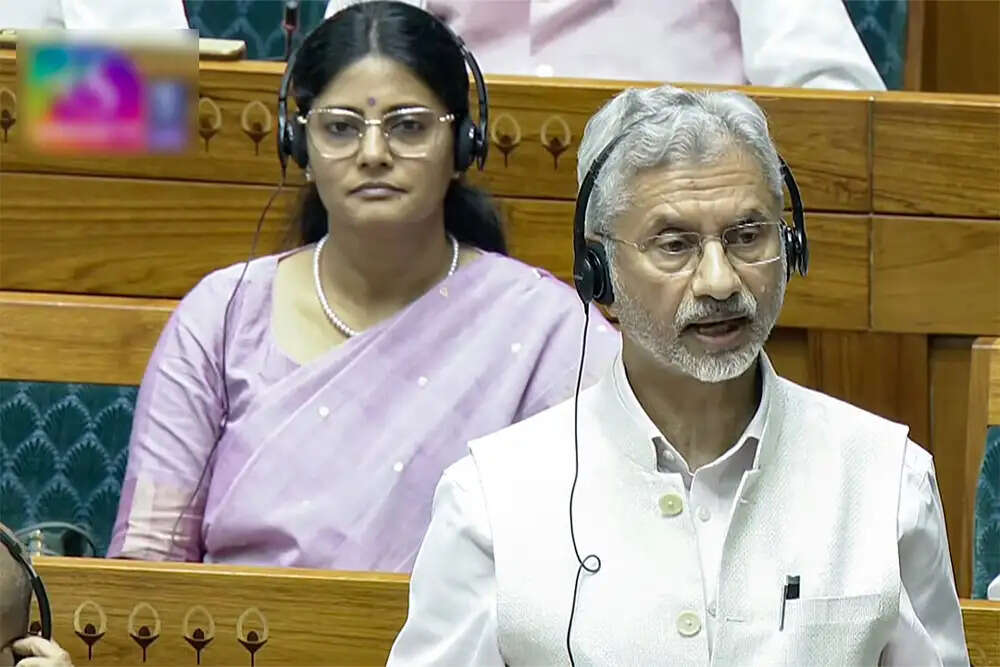 भारत की अंतरराष्ट्रीय भूमिका पर सवाल: विदेश मंत्री की टिप्पणी पर विचार