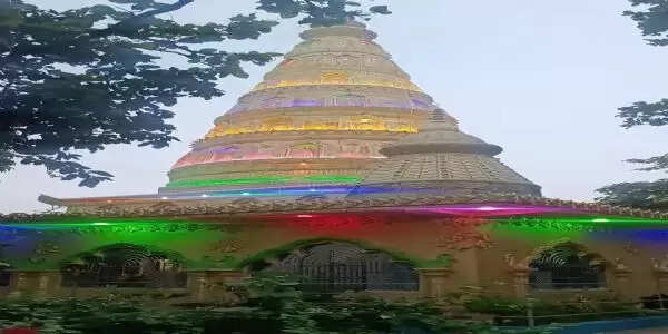 चतरा के प्रसिद्ध तीर्थस्थल लेंबोइया पहाड़ी मंदिर में उमड़ता है श्रद्धालुओं का सैलाब