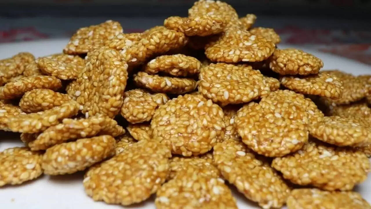 लोहड़ी के बचे रेवड़ियों से बनाएं स्वादिष्ट फ्यूजन मिठाई