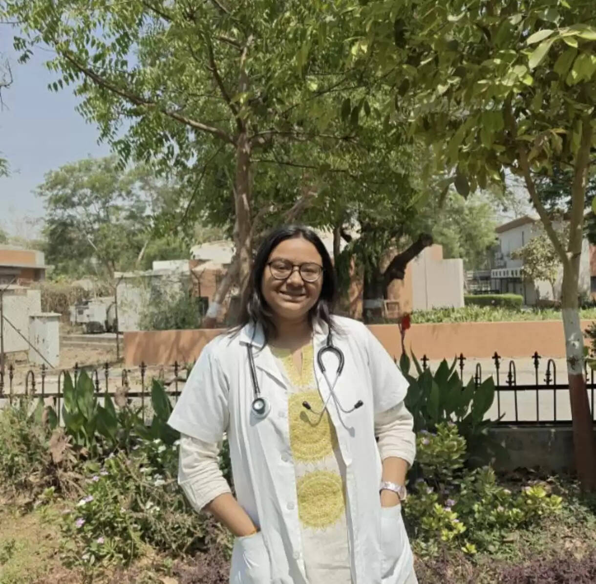 नेशनल डॉक्टर्स डे: मेडिकल क्षेत्र में करियर बनाने को इच्छुक बेटियों के लिए गुजरात सरकार की ‘मुख्यमंत्री कन्या केलवणी निधि योजना’ बनी वरदान