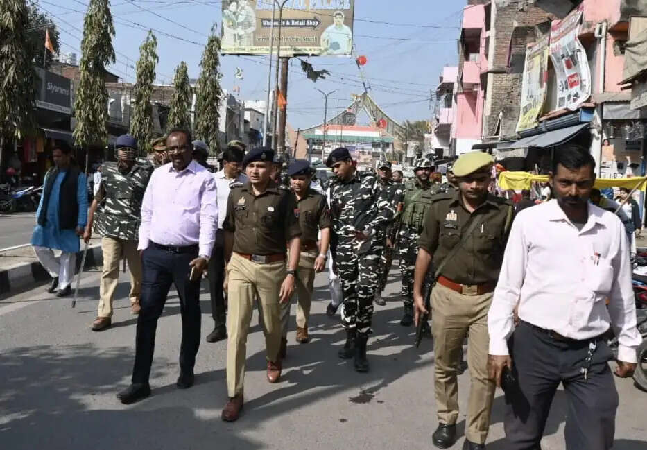 नेपाल चुनाव और होली के मद्देनजर सीमा सुरक्षा को मजबूत करने की बैठक