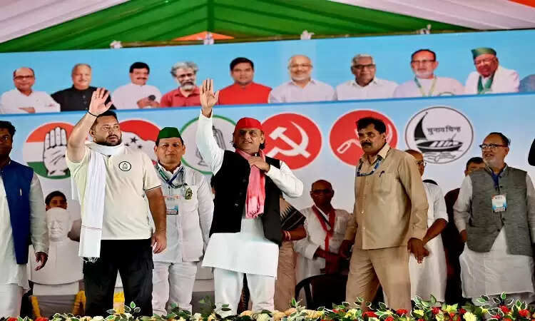 अखिलेश यादव ने बिहार में वोटर अधिकार यात्रा के दौरान भाजपा पर साधा निशाना