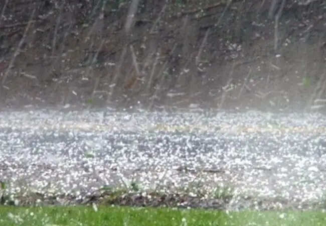 उत्तर प्रदेश में मौसम में बदलाव, ओलावृष्टि की चेतावनी