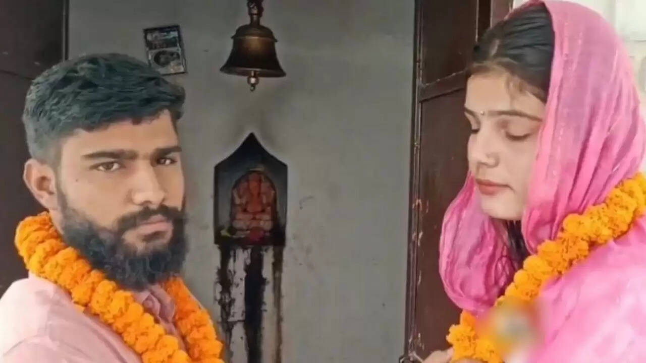 आयुषी कुमारी की भतीजे से शादी ने गांव में मचाई हलचल
