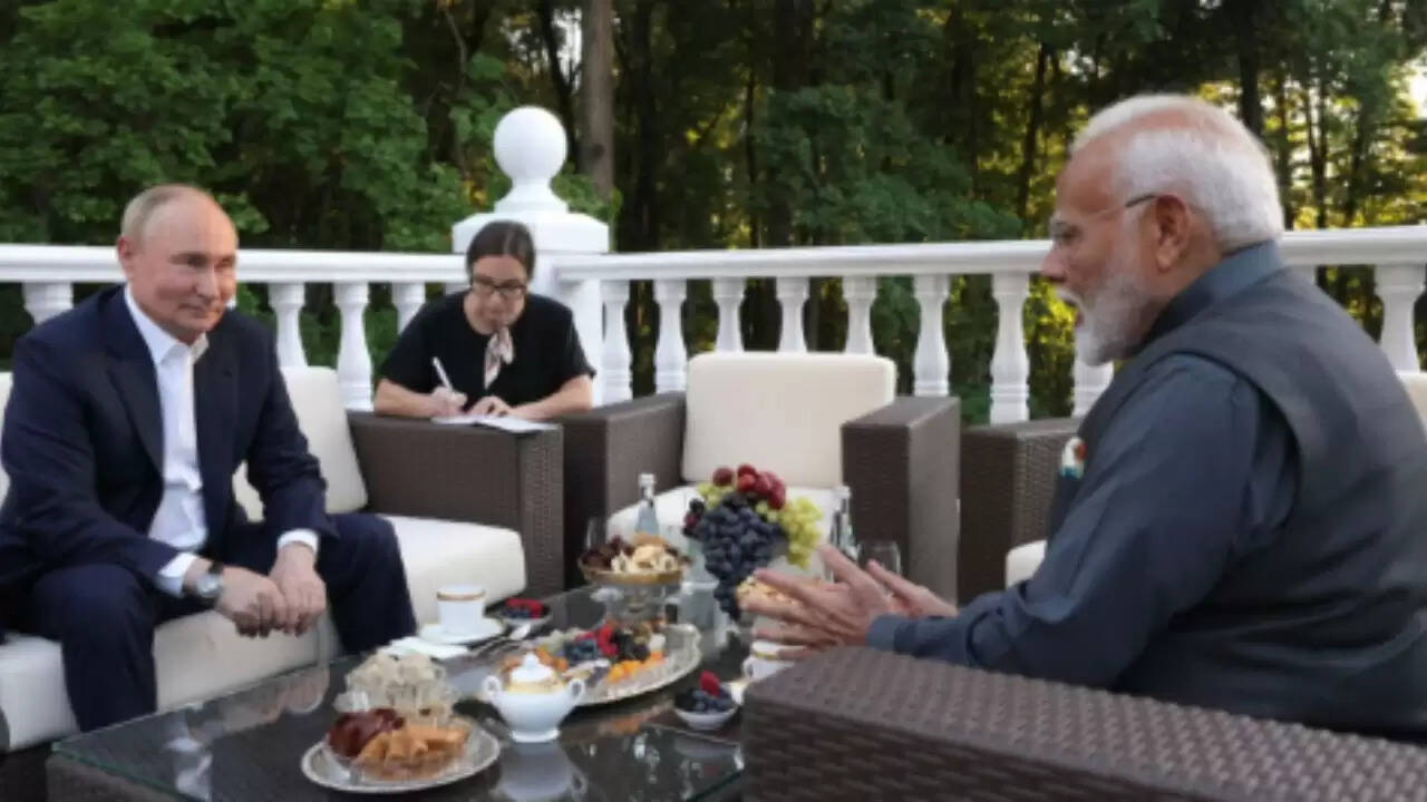 रूसी राष्ट्रपति पुतिन की भारत यात्रा: रणनीतिक संबंधों को मजबूत करने की दिशा में एक कदम