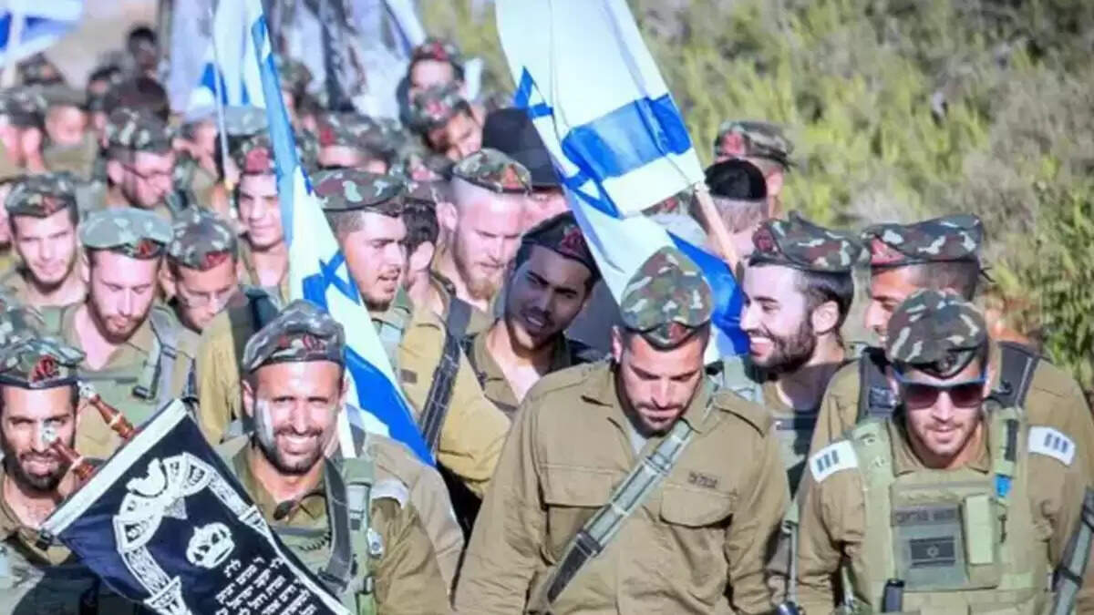 IDF का नया आदेश: खुफिया कर्मियों के लिए अरबी और इस्लामी अध्ययन अनिवार्य