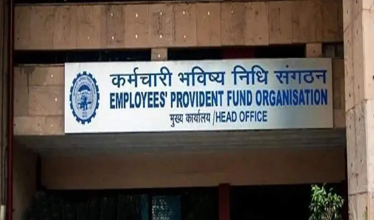 कर्मचारी भविष्य निधि खाताधारकों के लिए 8.25% ब्याज दर की मंजूरी