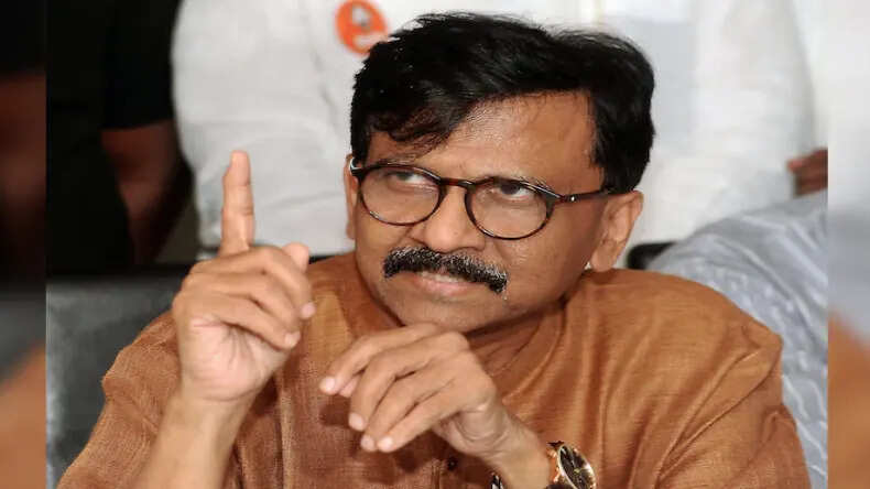 संजय राउत का मोदी सरकार पर हमला: आतंकवाद से निपटने के लिए सिर्फ सेना पर निर्भर नहीं रह सकते