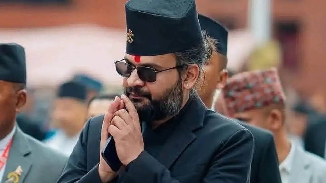 नेपाल के चुनावों में बालेन शाह की पार्टी को मिली बड़ी बढ़त, पारंपरिक दलों की स्थिति कमजोर