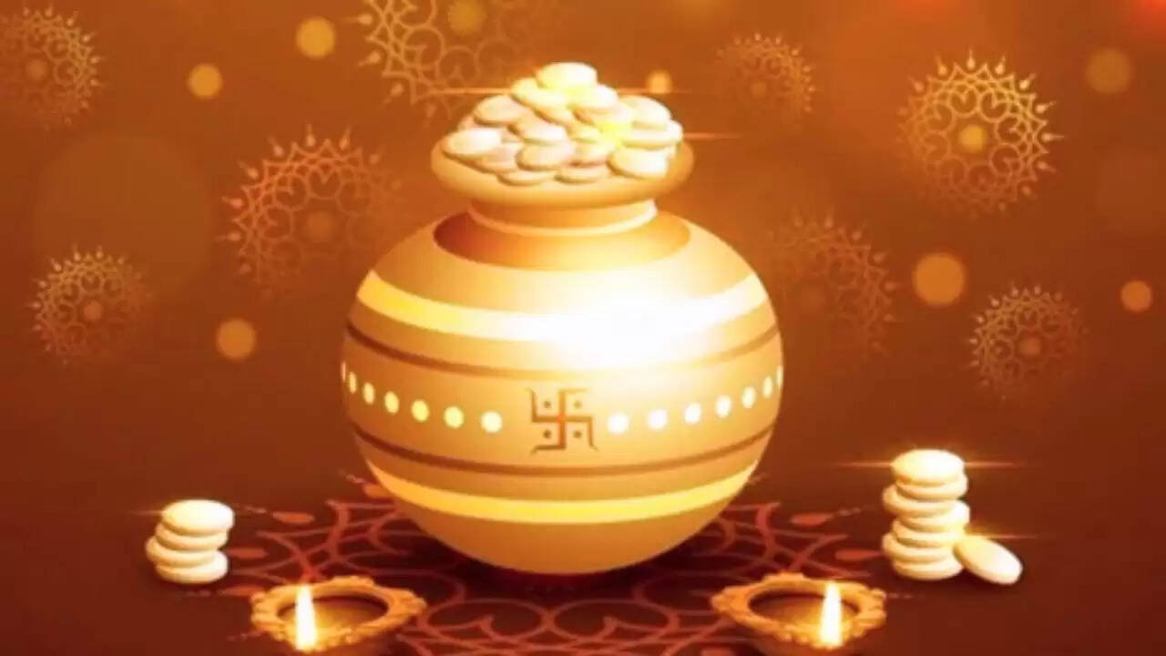 धनतेरस 2025: जानें इस शुभ पर्व की तिथि और खरीदारी के मुहूर्त