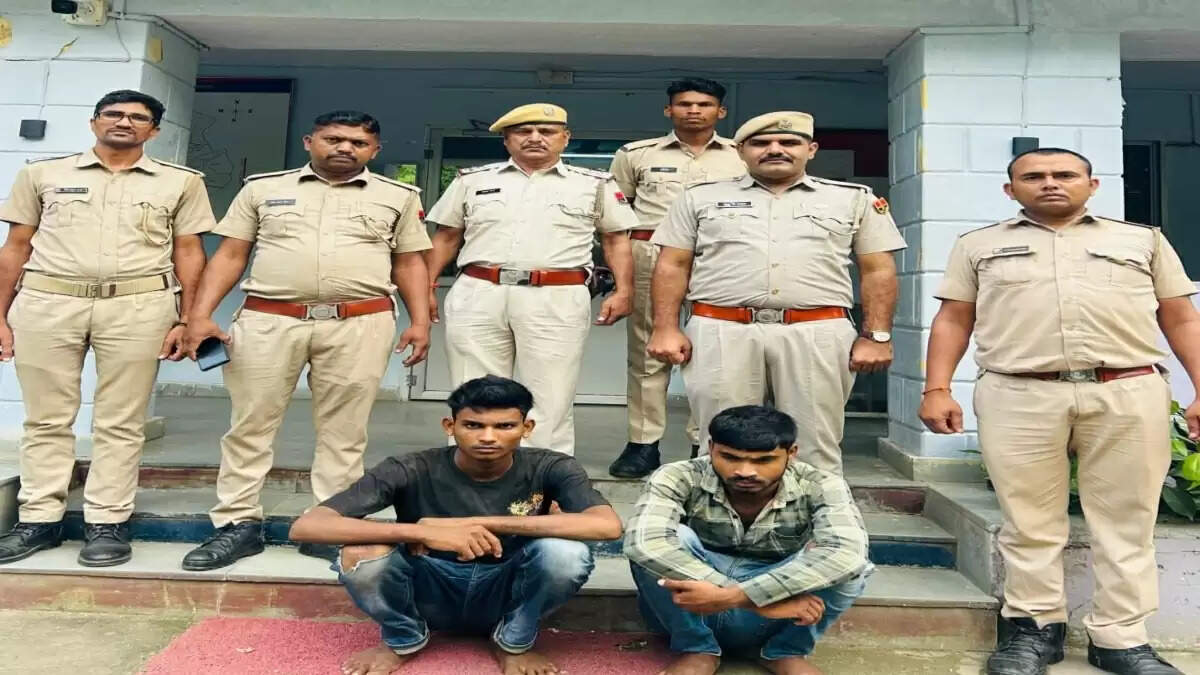 राजस्थान के मंदिर से चुराए गए 200 चांदी के छत्र, दो आरोपी गिरफ्तार
