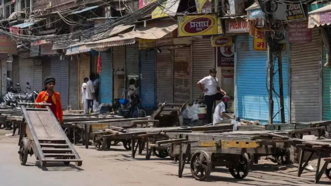 दिल्ली में धमाके का व्यापार पर गहरा असर: 1000 करोड़ का नुकसान