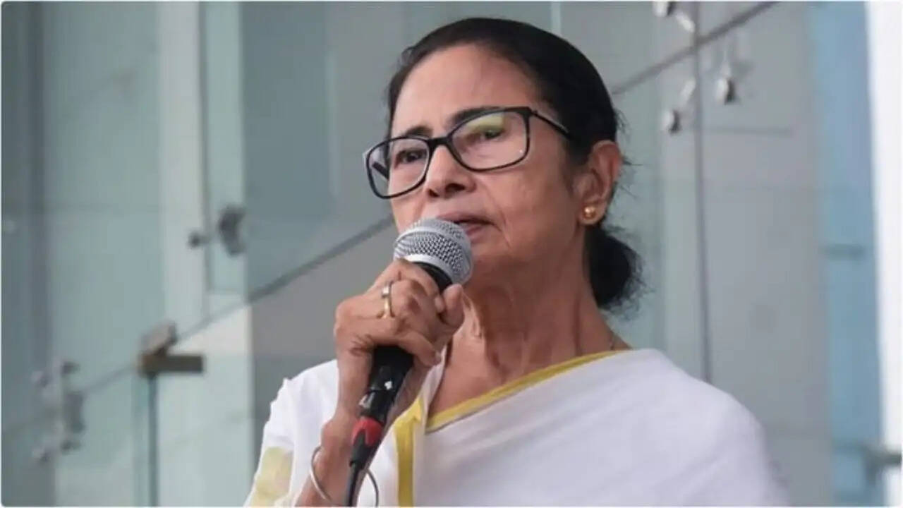 तृणमूल कांग्रेस में असंतोष: शांतनु सेन ने इस्तीफा देकर मचाई हलचल