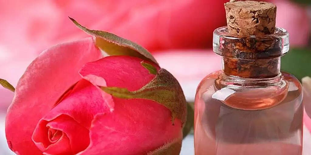 गुलाब जल: आपकी त्वचा और आंखों के लिए एक जादुई उपाय