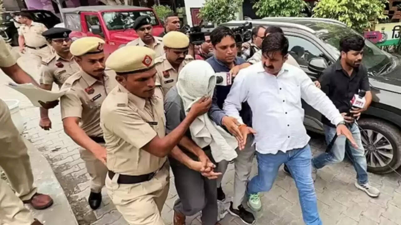 हरियाणा की टेनिस खिलाड़ी राधिका यादव की हत्या: क्या यह पूर्व नियोजित थी?