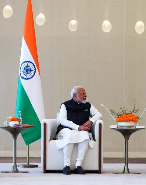 प्रधानमंत्री ने आईआईटी दिल्ली-अबू धाबी कैंपस के छात्रों के पहले बैच के साथ बातचीत की