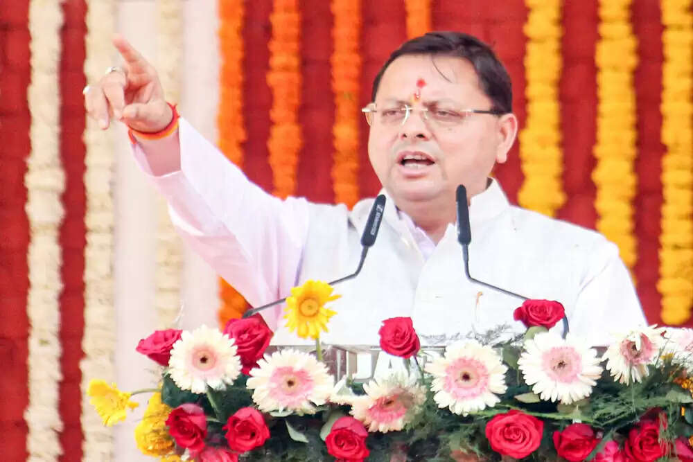 उत्तराखंड के मुख्यमंत्री ने कानून-व्यवस्था को लेकर अधिकारियों को दिए सख्त निर्देश