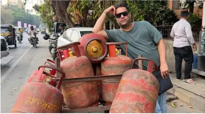 राजीव अदातिया ने बढ़ती LPG कीमतों पर किया मजाक, कहा गैस बेचना है फायदेमंद