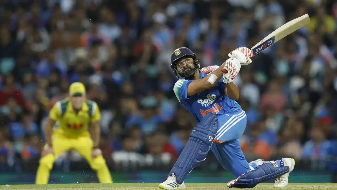 रोहित शर्मा ने वनडे क्रिकेट में बनाया नया रिकॉर्ड, बने नंबर 1 बल्लेबाज