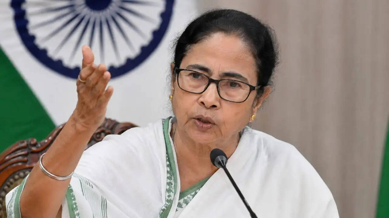 ममता बनर्जी ने TMC नेताओं को दी स्वतंत्रता, चुनाव परिणामों पर उठाए सवाल