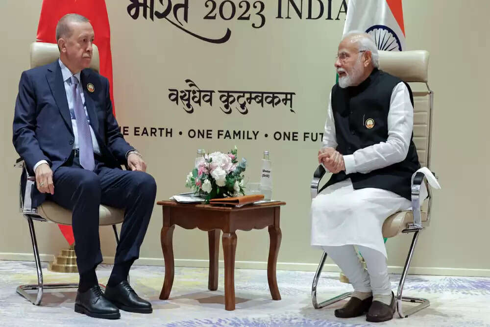 तुर्किए और पाकिस्तान के बीच बढ़ती नजदीकियां: भारत की विदेश नीति पर सवाल