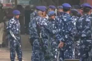 दिल्ली में लाल किले के पास कार विस्फोट के बाद सुरक्षा बढ़ाई गई