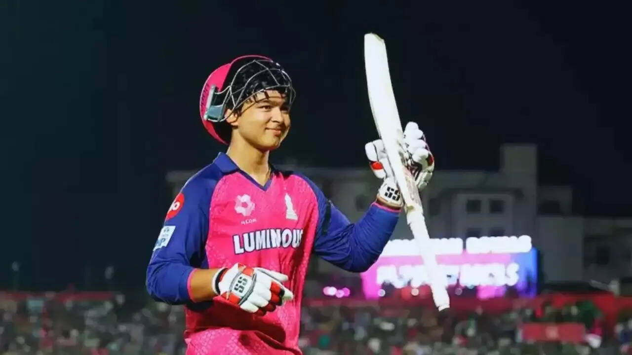 कौन हैं वैभव सूर्यवंशी? Rising Star Asia Cup 2025 में भारत-ए की टीम में शामिल