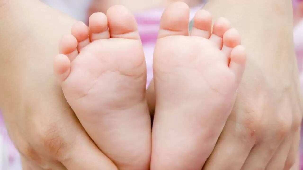 आगरा में नौ महीने की बच्ची का अपहरण: पुलिस ने शुरू की जांच