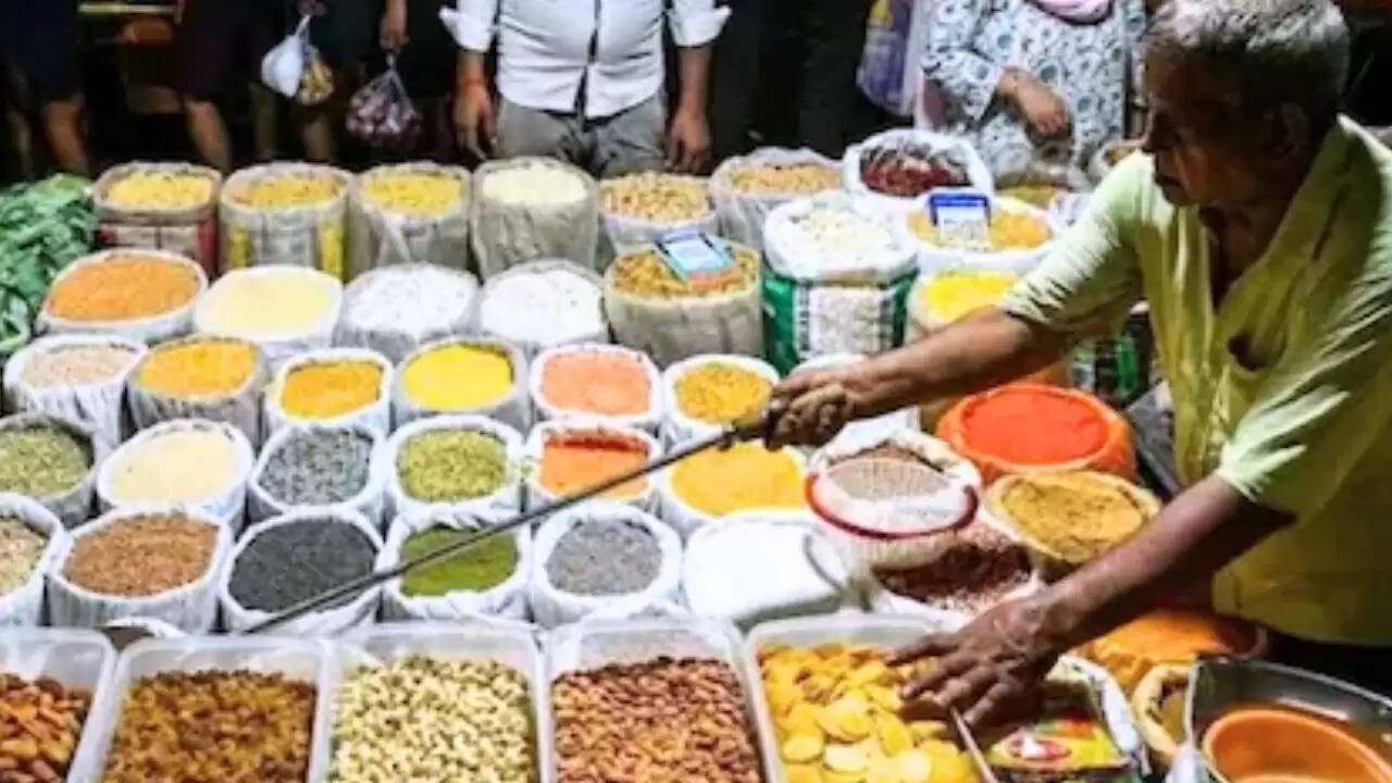 भारत में खुदरा मुद्रास्फीति में ऐतिहासिक गिरावट: उपभोक्ताओं के लिए राहत