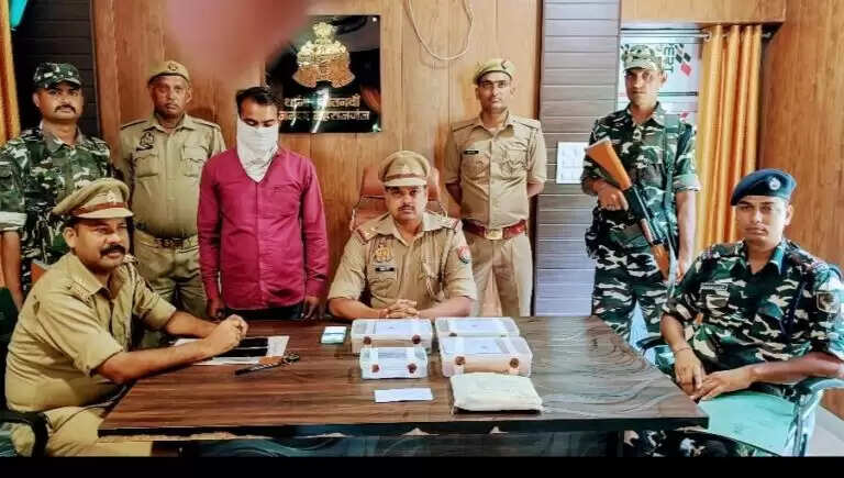 भारत-नेपाल सीमा पर नशीली दवाओं के साथ युवक गिरफ्तार