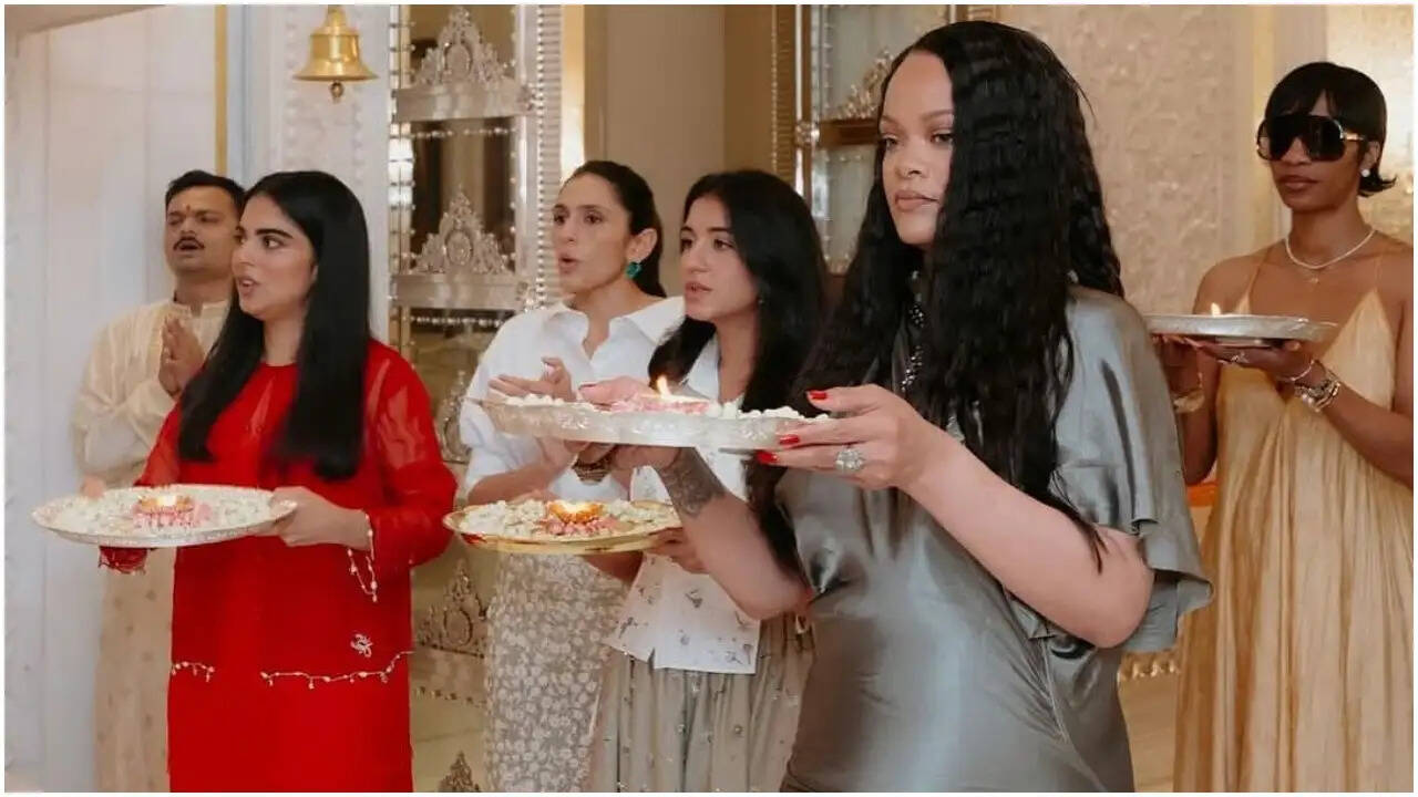 रिहाना का भारत दौरा: अंबानी परिवार के साथ पूजा और उत्सव का अनुभव