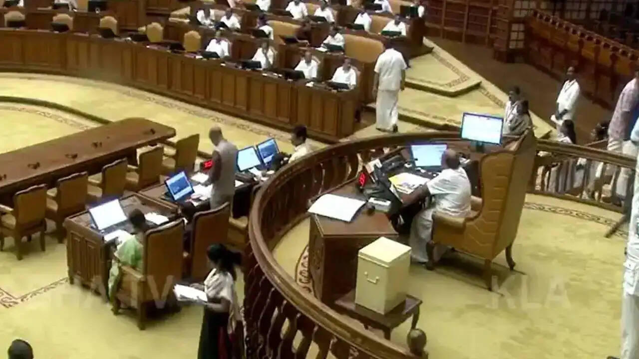 केरल विधानसभा के शपथ ग्रहण समारोह में विविधता और धर्मनिरपेक्षता की झलक
