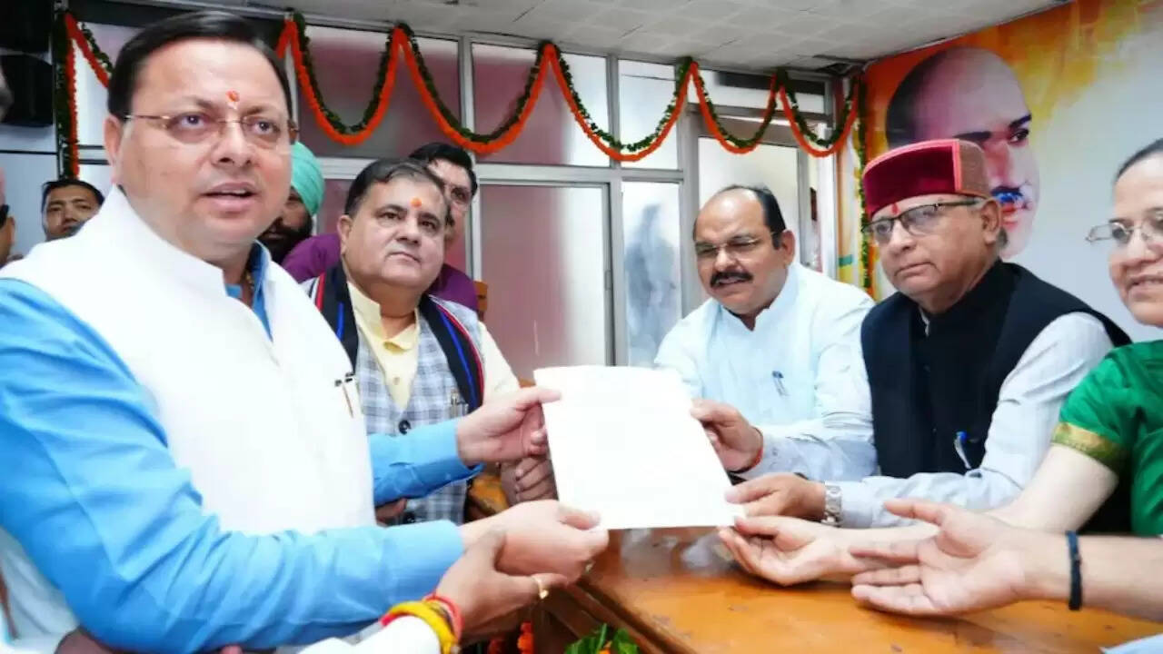 महेंद्र भट्ट की उत्तराखंड बीजेपी के नए अध्यक्ष के रूप में ताजपोशी