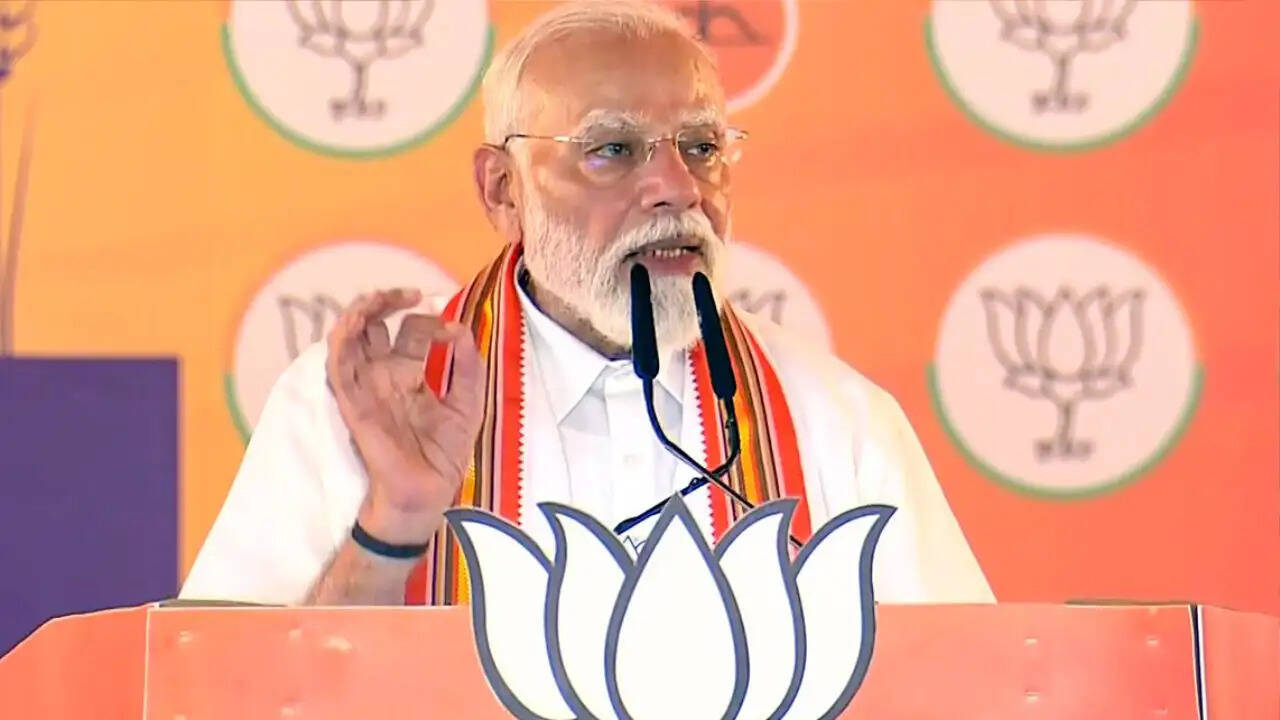 दिल्ली-देहरादून इकोनॉमिक कॉरिडोर का उद्घाटन: तेज यात्रा और बेहतर कनेक्टिविटी