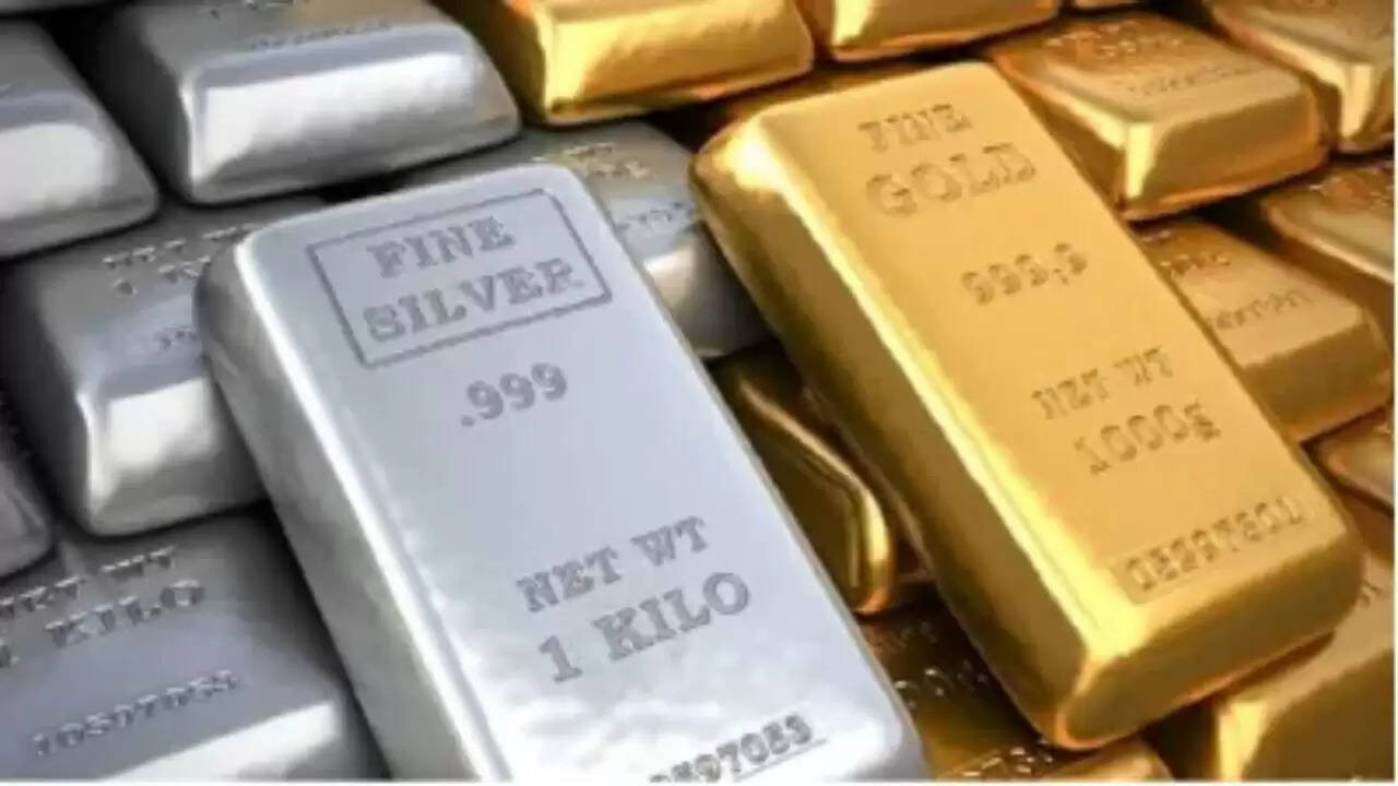चांदी की कीमतों में उछाल: निवेशकों के लिए सोने से बेहतर विकल्प