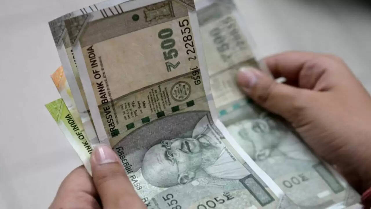 केंद्र सरकार के कर्मचारियों के लिए महंगाई भत्ते में 2% की वृद्धि