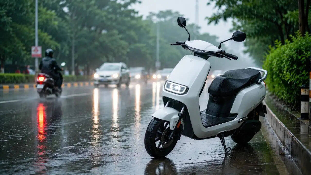 मानसून में इलेक्ट्रिक स्कूटर की देखभाल के लिए महत्वपूर्ण सुझाव