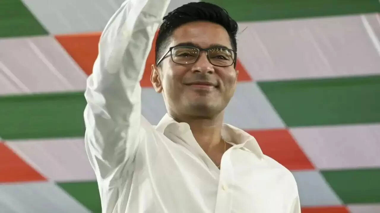 अभिषेक बनर्जी बने टीएमसी के नए लोकसभा नेता, सुदीप बंदोपाध्याय को हटाने की वजह क्या है?