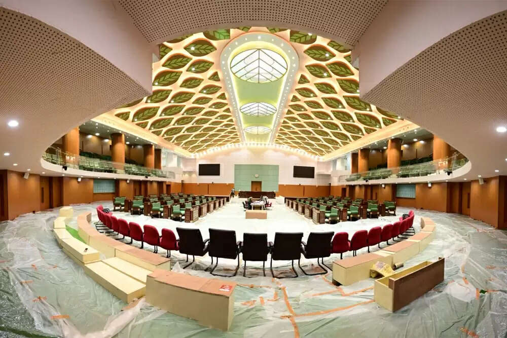 प्रधानमंत्री मोदी ने छत्तीसगढ़ विधानसभा का उद्घाटन किया