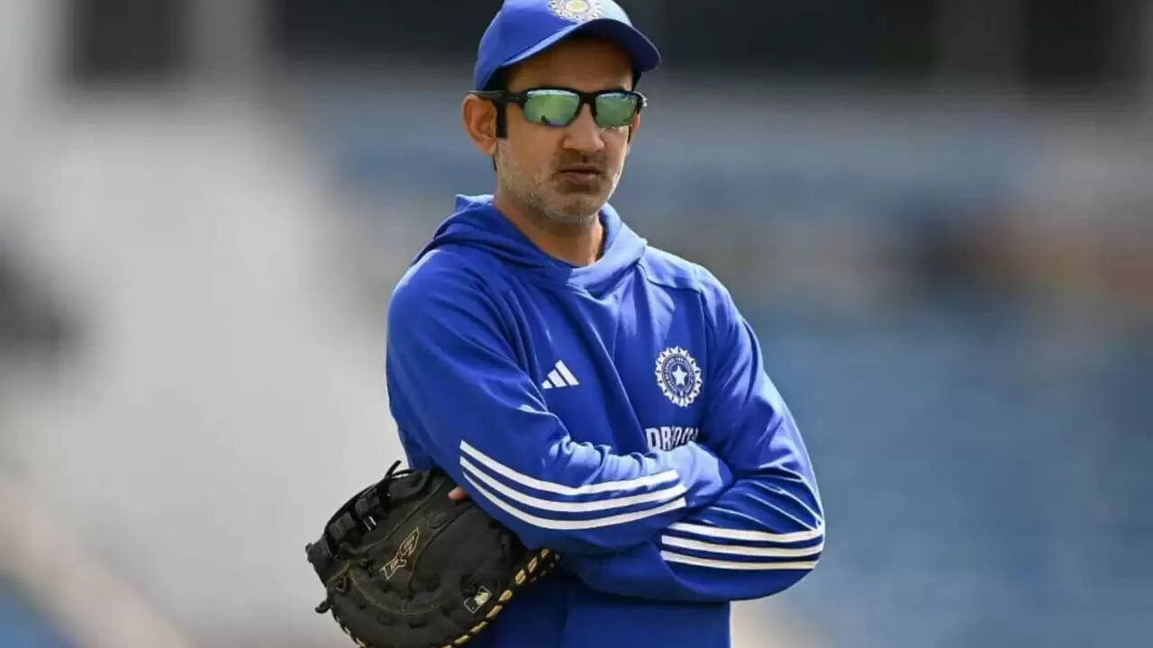 भारत की क्रिकेट टीम को इंग्लैंड के खिलाफ चौथे टेस्ट में मिली चुनौती, गौतम गंभीर पर उठे सवाल