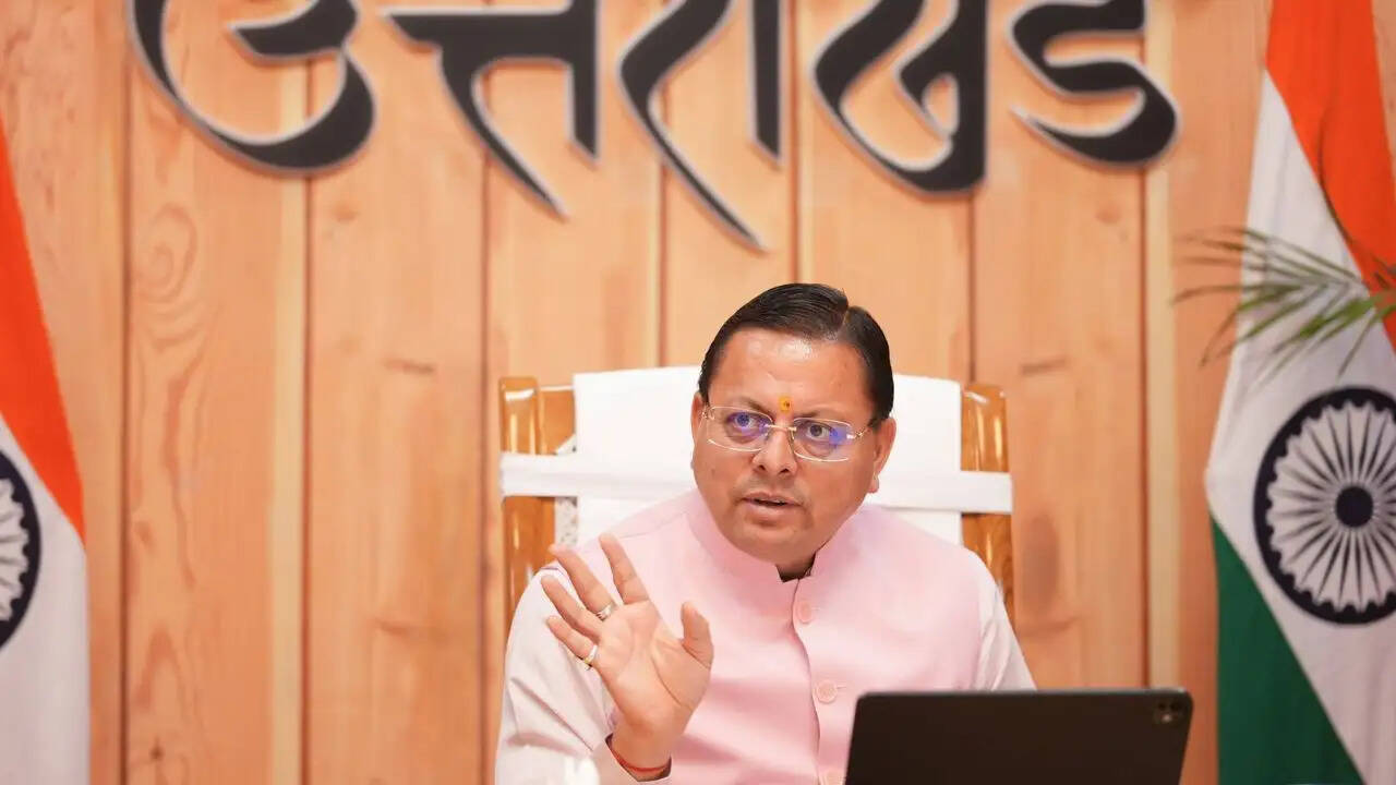 उत्तराखंड में सार्वजनिक सड़कों पर नमाज़ पर सख्त रुख, सीएम धामी का स्पष्ट संदेश