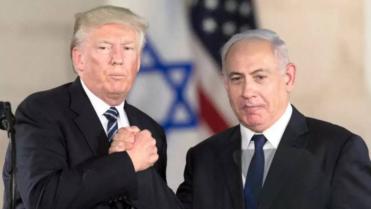 Donald Trump का ICC पर बड़ा कदम: चार जजों पर प्रतिबंध का ऐलान
