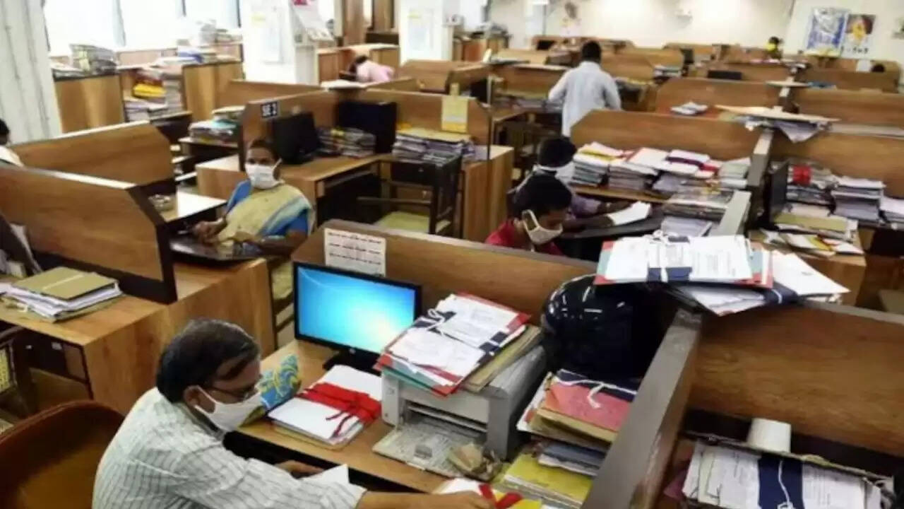 भारत में श्रम कानूनों में महत्वपूर्ण बदलाव: नए लेबर कोड लागू