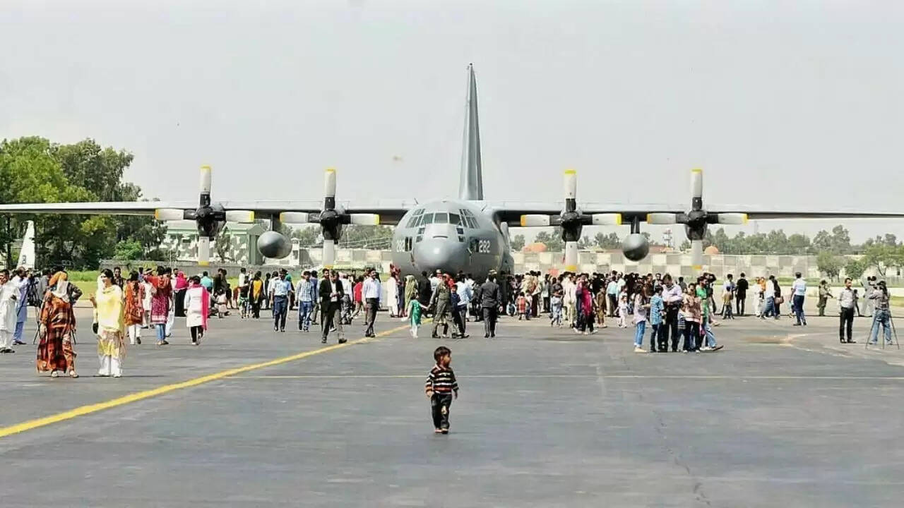 नूर खान एयरबेस पर अमेरिकी नियंत्रण का विवाद