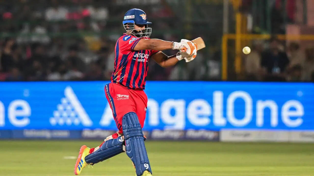 ऋषभ पंत की IPL 2026 में निराशाजनक प्रदर्शन और अंतरराष्ट्रीय क्रिकेट में चुनौतियाँ
